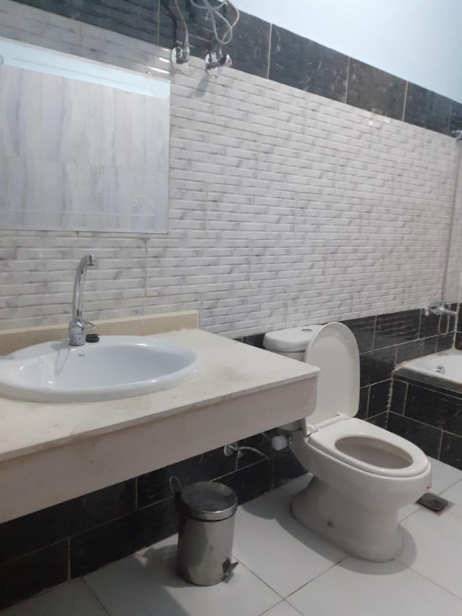 Nile Roof Hotel& Restaurant Luxor Ngoại thất bức ảnh