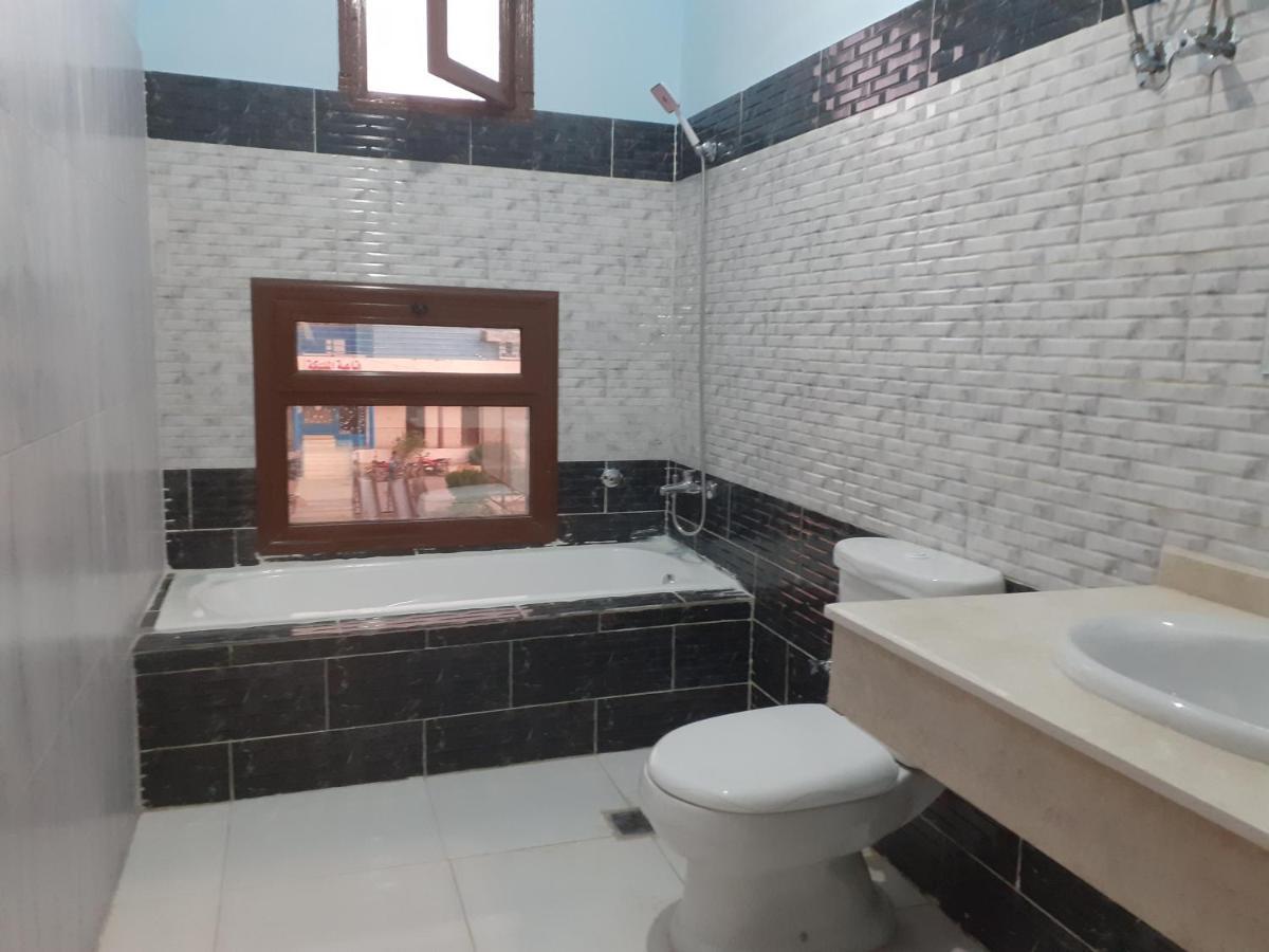 Nile Roof Hotel& Restaurant Luxor Ngoại thất bức ảnh