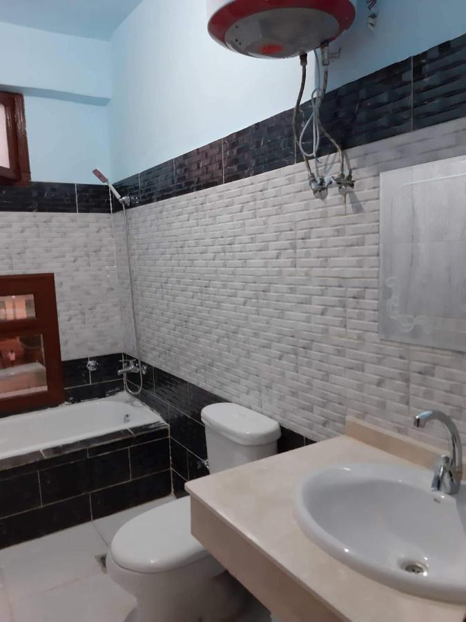 Nile Roof Hotel& Restaurant Luxor Ngoại thất bức ảnh