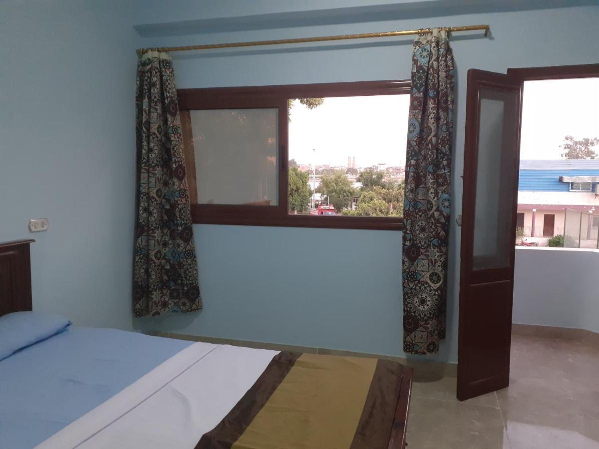 Nile Roof Hotel& Restaurant Luxor Ngoại thất bức ảnh